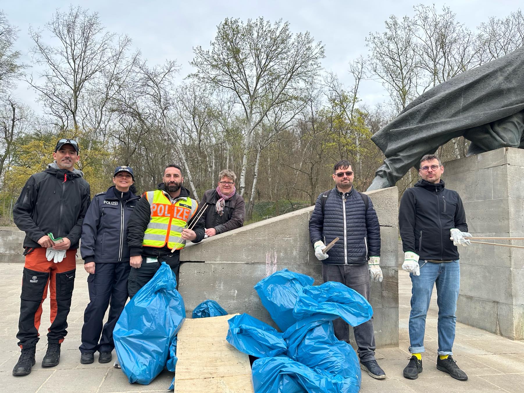 Schöner Cruisen im Volkspark Friedrichshain