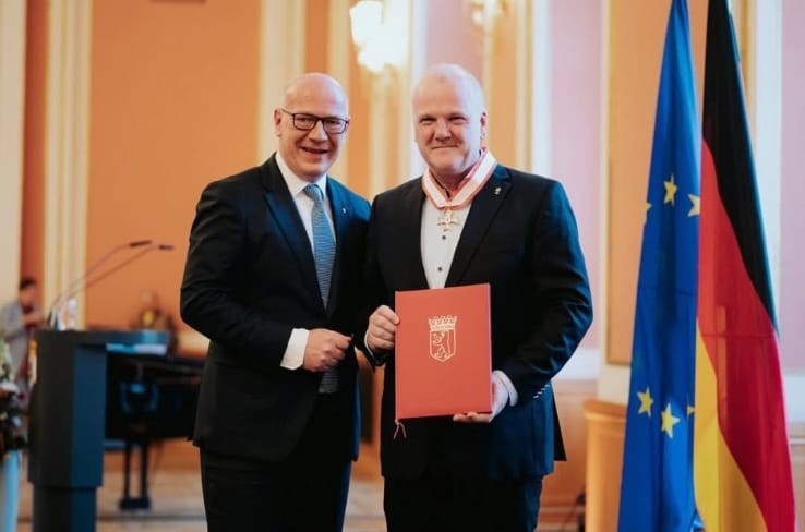 Verdienstorden des Landes Berlin an Bastian Finke verliehen
